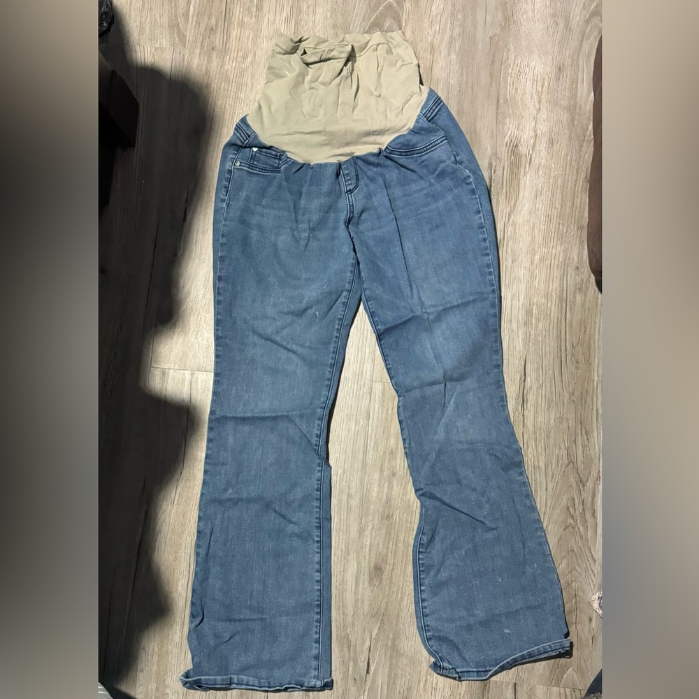 Maternity jeans